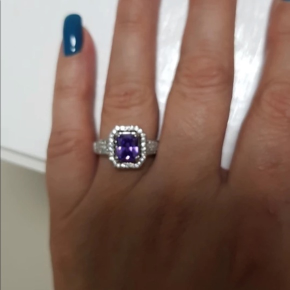 New 925 purple stone promise birthday ring - Picture 2 of 3